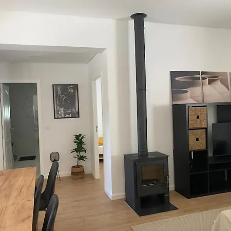 Casa Do Bosque * 빌라노바 데 세르베이라